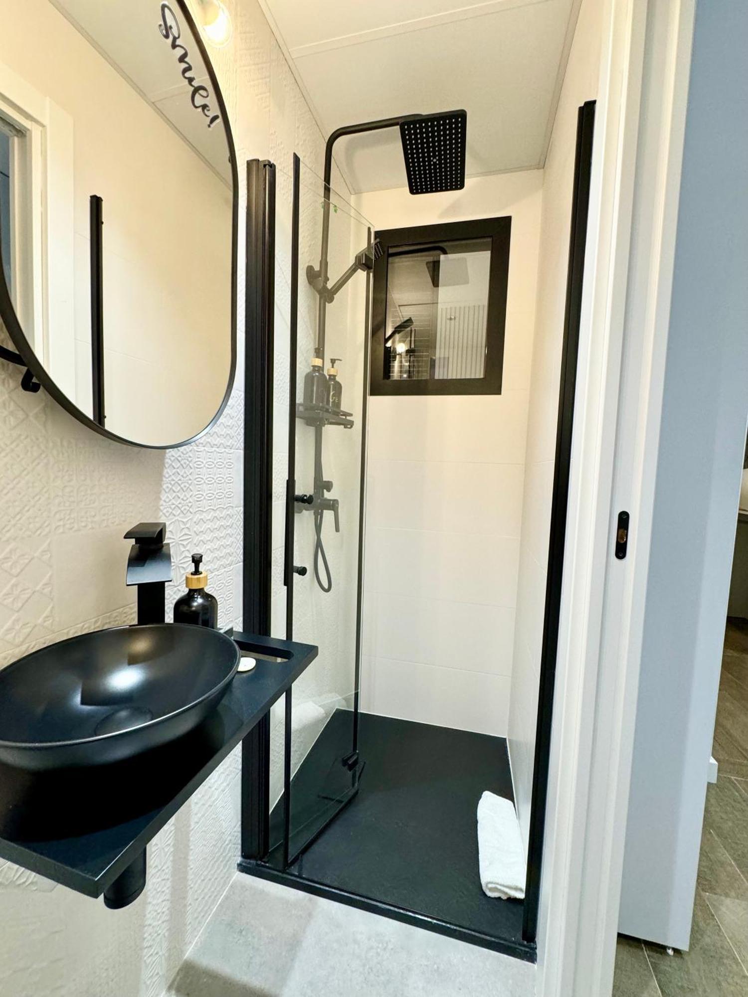 Luxury Flat City Center Full Equipe Non Touristic Madrid Eksteriør bilde